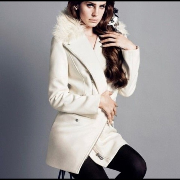 H&M Jackets & Blazers - H&M wool coat creme sz 2